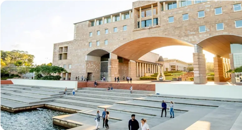 Bond University HDR Scholarship 2026 Australia (Fully Funded)