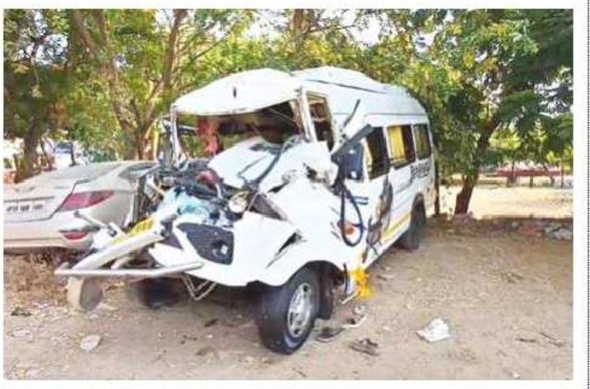 1 killed, 13 injured in horrific DCM, mini bus collision