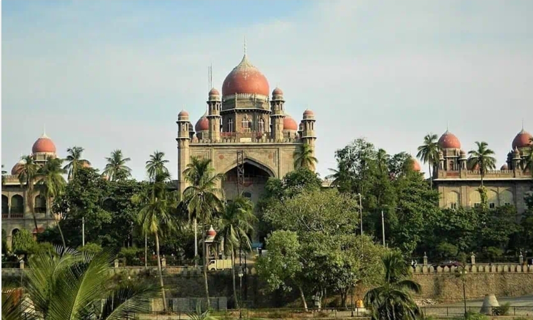 14 years on, Telangana HC refuses to drop corruption case against govt officer