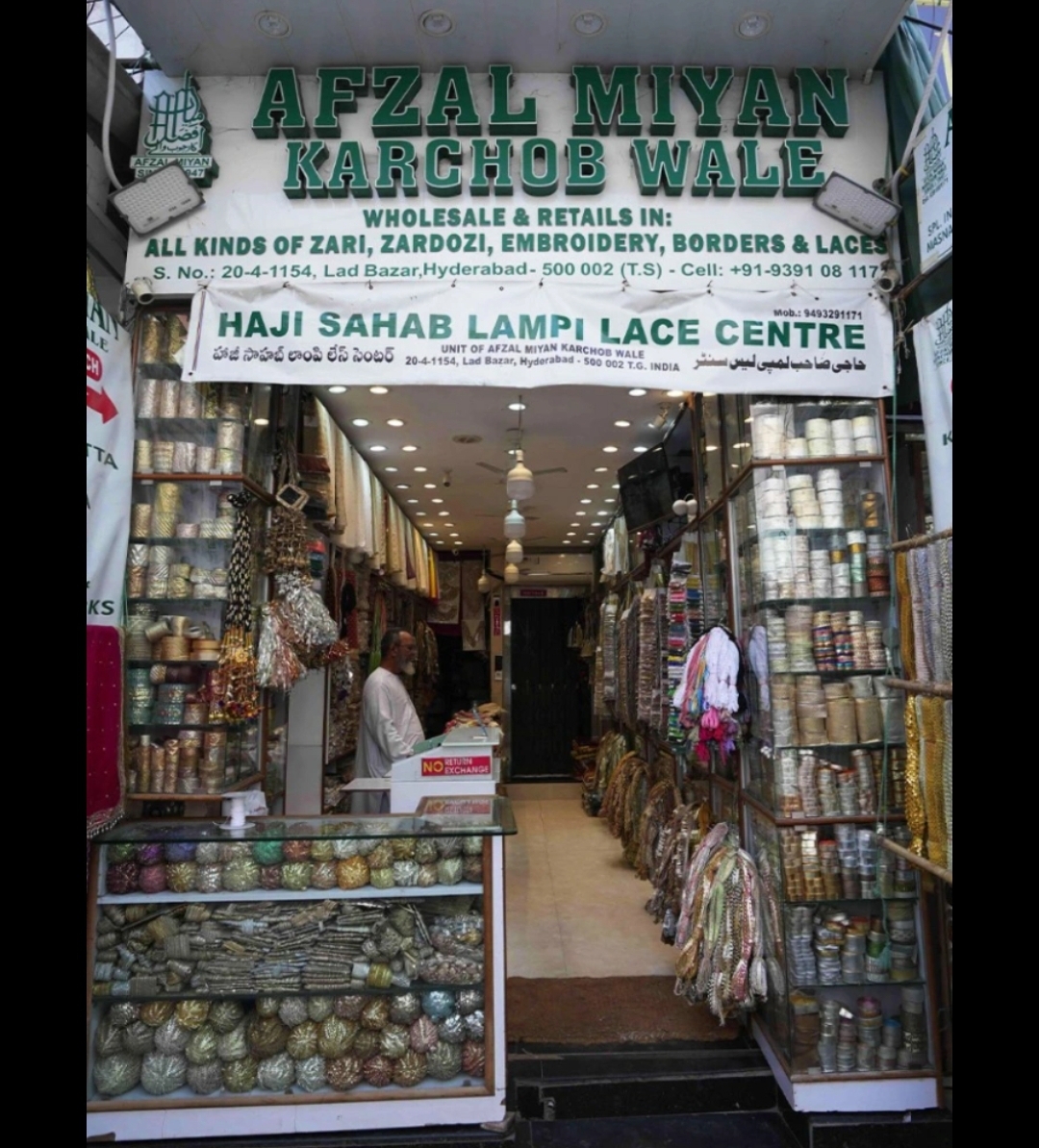 This tiny Hyderabad embroidery store boasts Sabyasachi and Manish Malhotra as clients