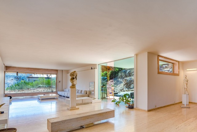 massive penthouse in New York for sale