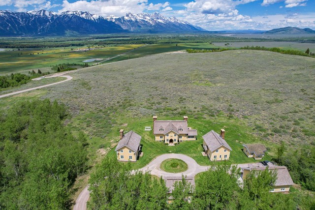 mega estate for sale in Stamford