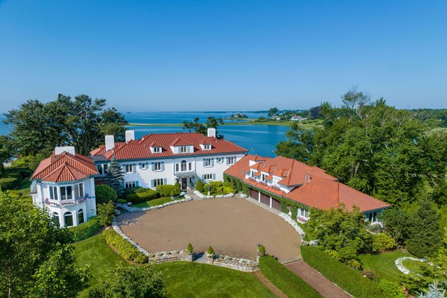 mega Mansion for sale in Florida