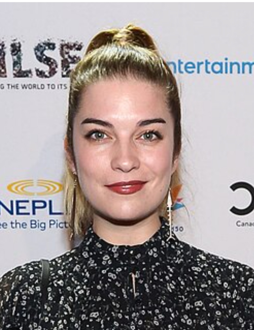 HAPPY BIRTHDAY TO ANNE MURPHY