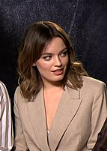 HAPPY BIRTHDAY TO EMMA MACKEY