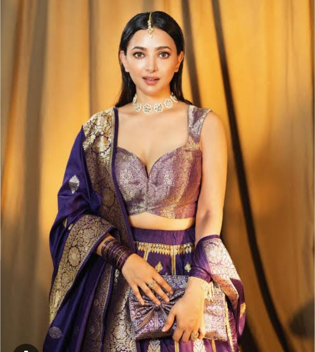 HAPPY BIRTHDAY TO SHWETA BASU PRASAD