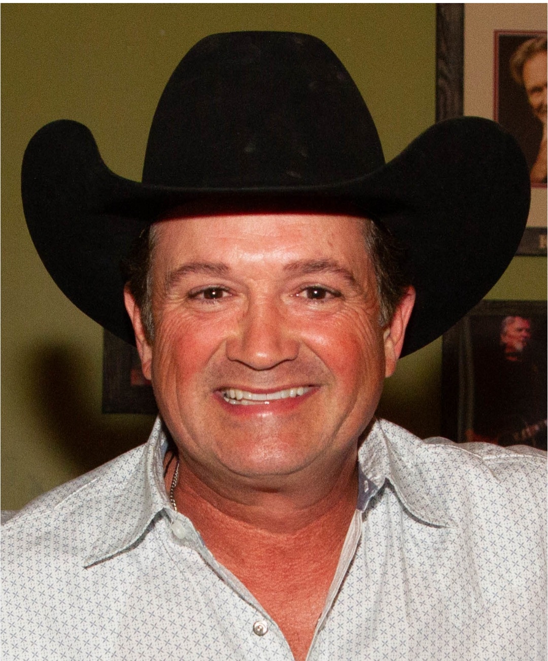 HAPPY BIRTHDAY TO TRACY BYRD