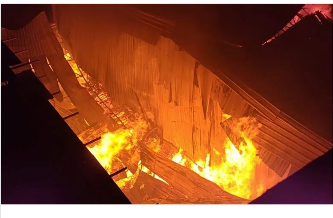 Heat triggers massive fire at Bahadurpura scrap yard near Hyderabad zoo