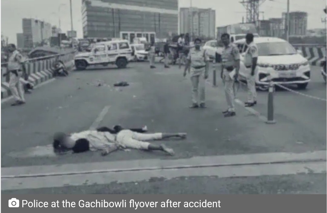Hyderabad: Two die in road accident on Gachibowli flyover