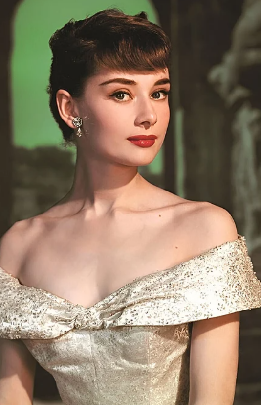 Remembering Audrey Hepburn on his death anniversary