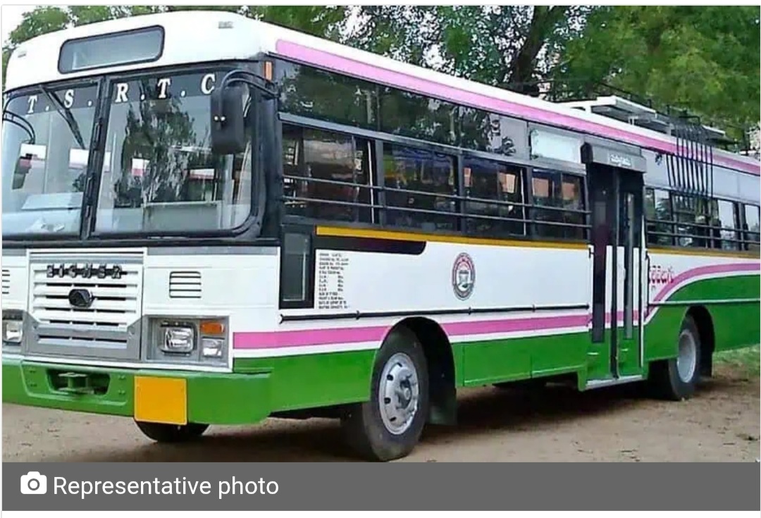 Three injured as RTC bus collides with water tanker in Hyderabad