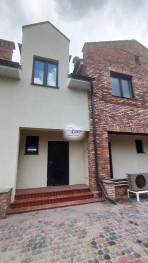 3 Room House For Sale In Russia