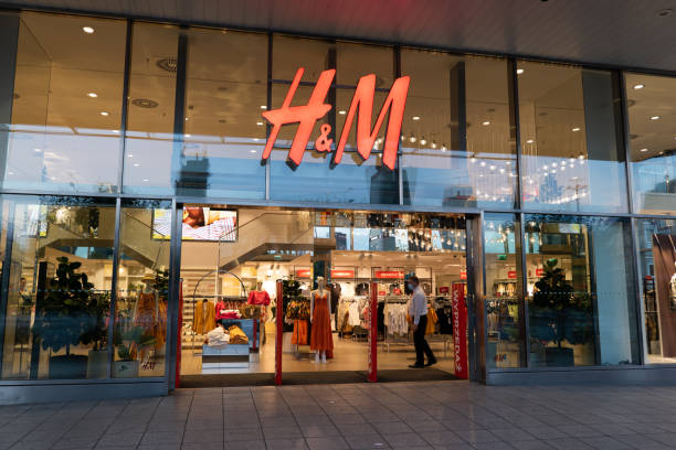Employee at the H&M clothing store  Job In Antalaya, Türkiye