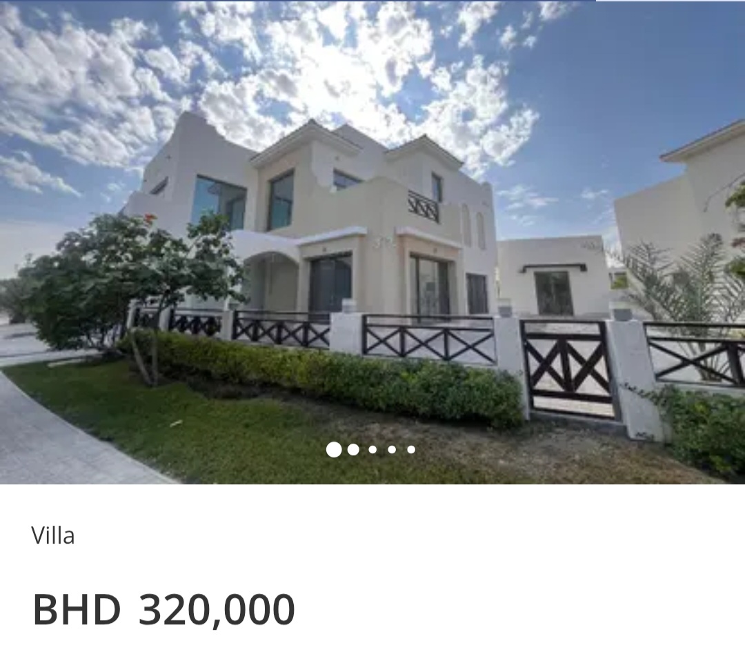 🏰 Luxury Villa – Riffa Views