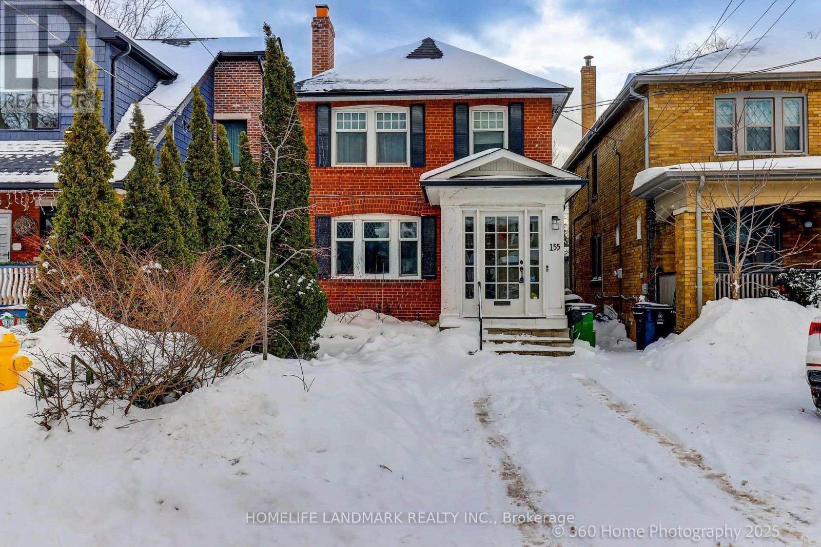 $1,959,000 155 FAIRLAWN AVENUE Toronto (Lawrence Park North), Ontario M5M1S9