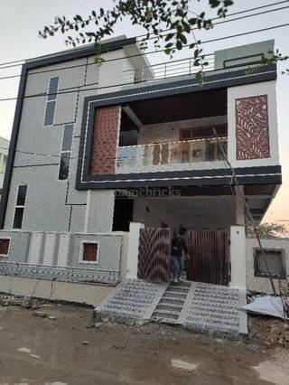 2.25 Cr ₹12,500/sqft 5 BHK House For Sale in Ameenpur, Hyderabad