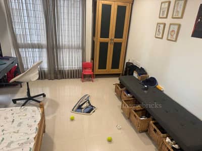 3 BHK Flat For Sale in Meenakshi Sky Lounge