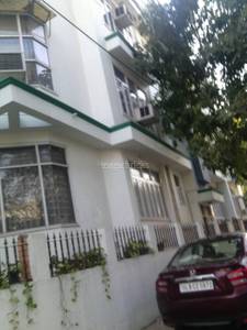 3.0 Cr ₹21,428/sqft 3 BHK Flat For Sale in DDA Press Enclave Society Saket, New Delhi