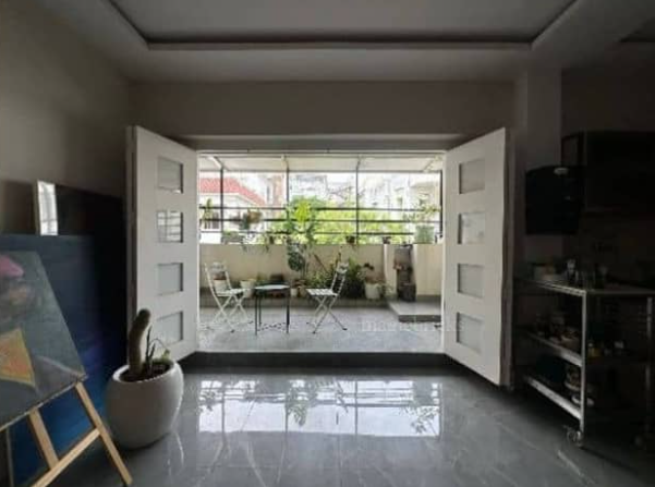 4 BHK 2000 Sqft Flat For Sale in Banjara Hills, Hyderabad