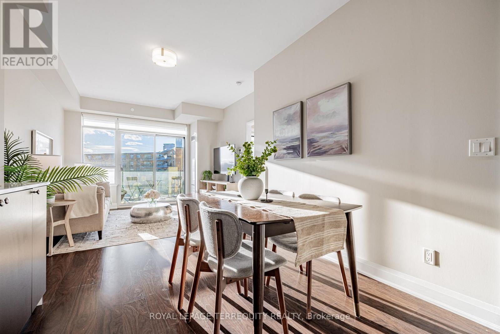 $559,000 401 - 35 FONTENAY COURT Toronto (Edenbridge-Humber Valley), Ontario M9A0E2