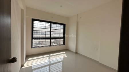 84.0 Lac ₹11,915/sqft Validate Market Price with  PropWorth RERA EMI - ₹ 40k|Can I afford it? 2 BHK Flat For Sale in Kohinoor Coral Hinjewadi, Pune