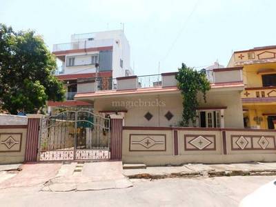 A cozy 4BHK house for sale