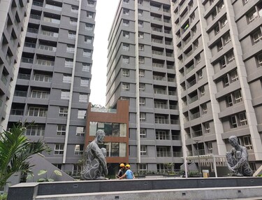 Pristine Allure 2 Bedroom 782 Sq.Ft. Apartment in Kharadi Pune Listing ID: #10065465  ₹ 1.25 Cr.